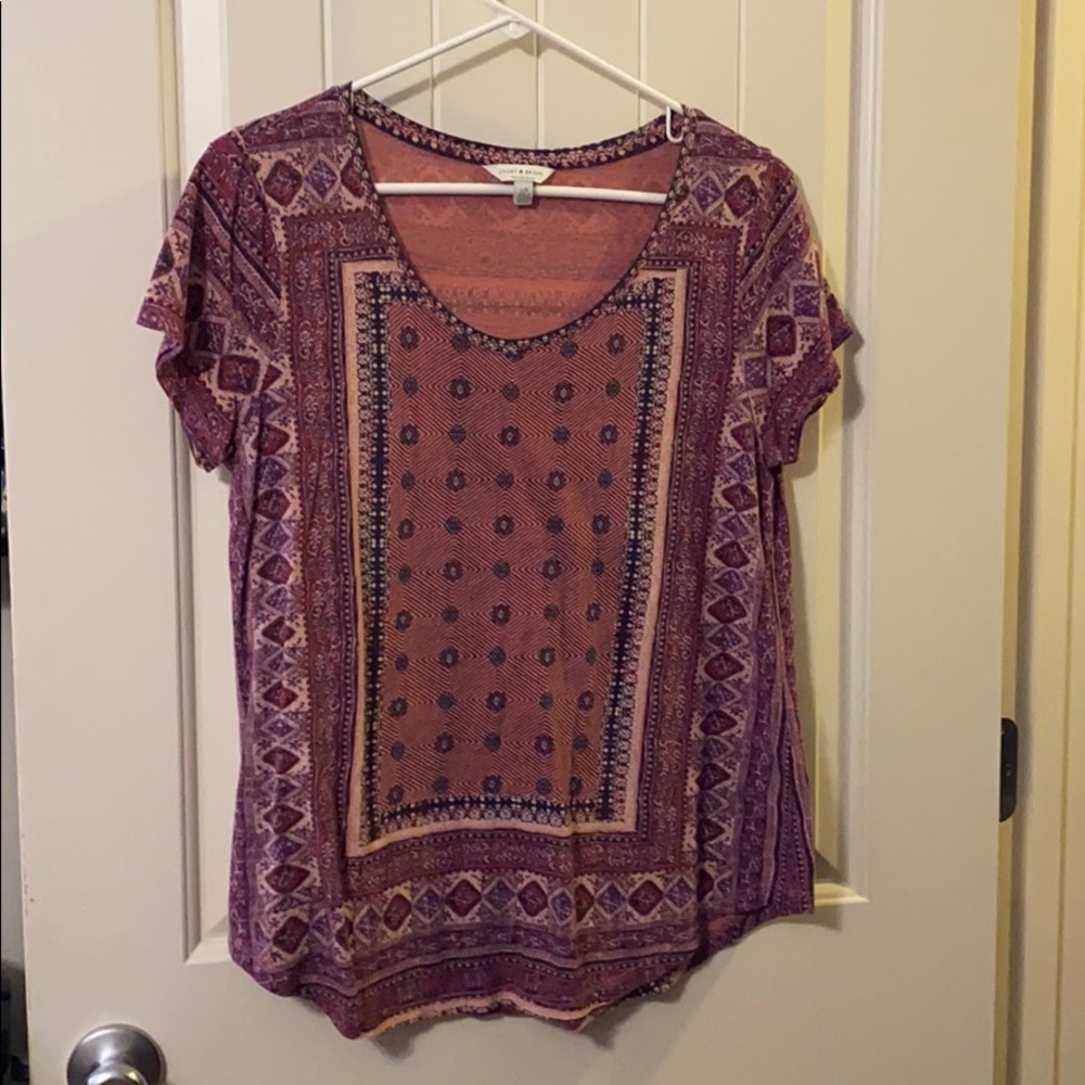 Large lucky brand Tee